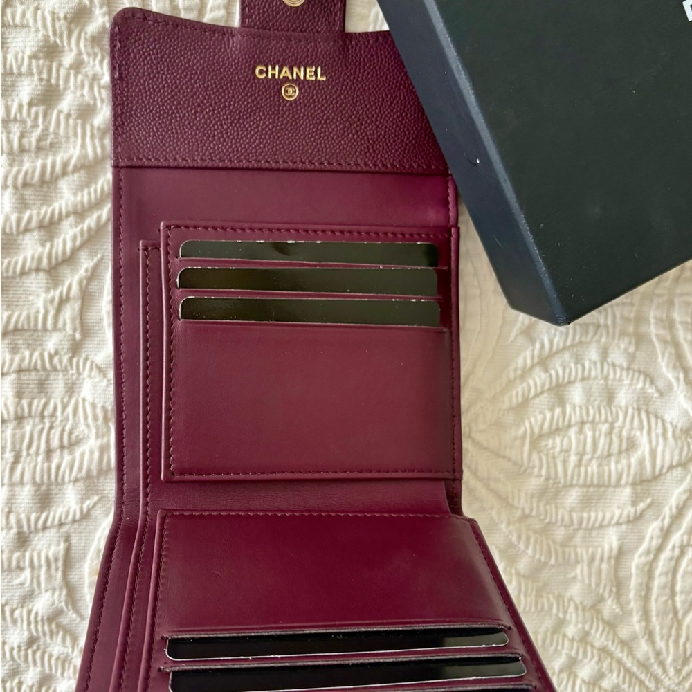 Chanel Plum Quilted Wallet - Picture 5 of 8